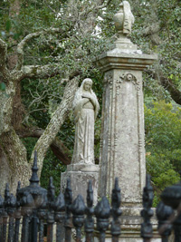 Old Burying Ground - Beaufort, NC (Photo by S. Whitford)